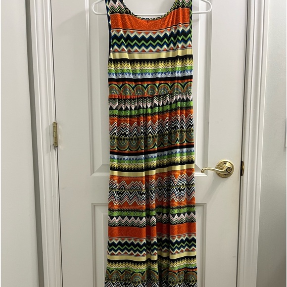 California Woman Maxi Dress Aztec size M - Picture 3 of 7